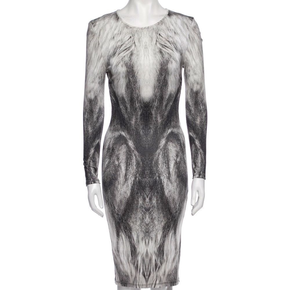 𝅺Alexander McQueen Grey, White, Black printed bodycon midi dress - NWOT